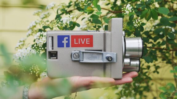 Photo Social Media Dashboard