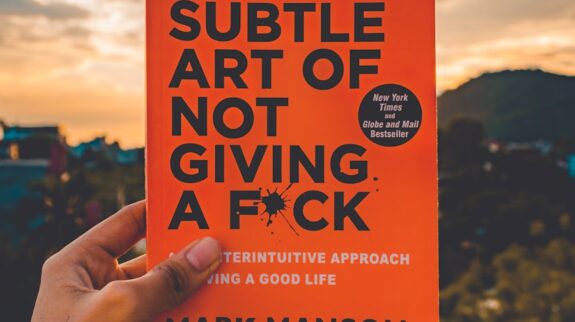 Photo The Art of Persuasion: Telling Stories That Influence in Interviews