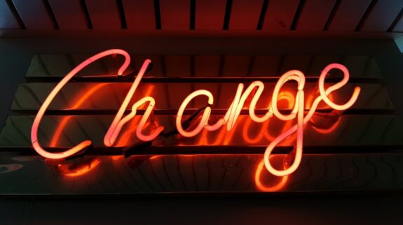 Photo "Embracing Change: Telling Stories of Adaptability in Interviews"