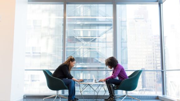 Photo "Defining Your Win: How to Talk About Success in an Interview"